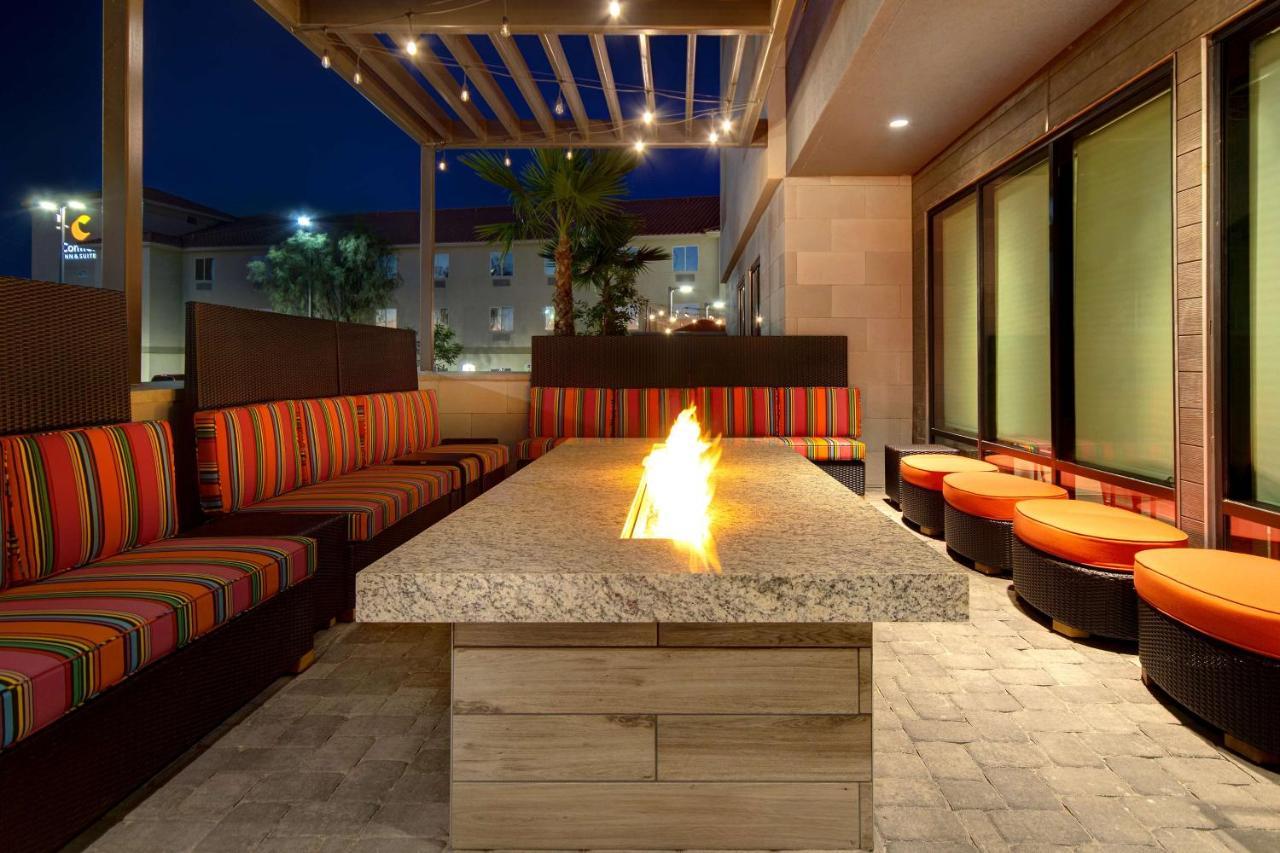 Home2 Suites By Hilton Las Vegas North Exteriör bild