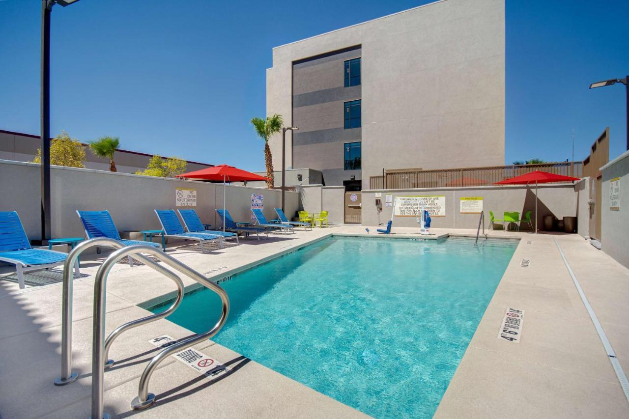 Home2 Suites By Hilton Las Vegas North Exteriör bild